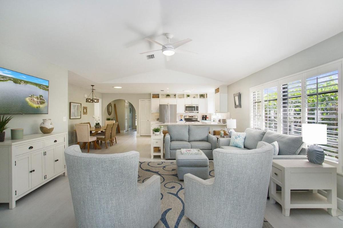Holiday home Beachy Haven 3 Bed 2bath Heated Pool Tiki Bar Sleep 6 *