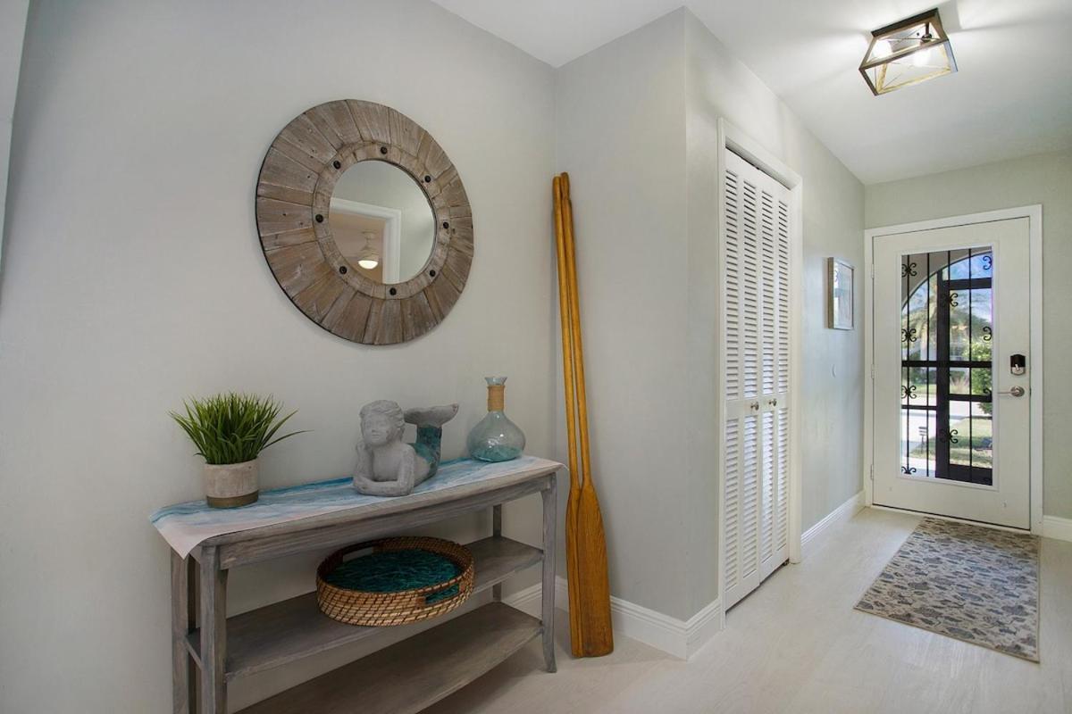 Beachy Haven 3 Bed 2bath Heated Pool Tiki Bar Sleep 6 Naples