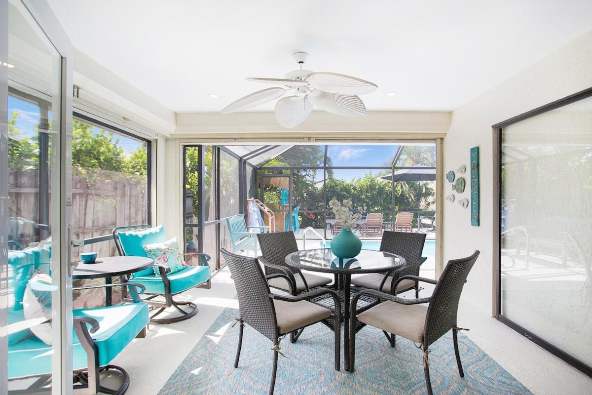 Beachy Haven 3 Bed 2bath Heated Pool Tiki Bar Sleep 6 Holiday home Naples