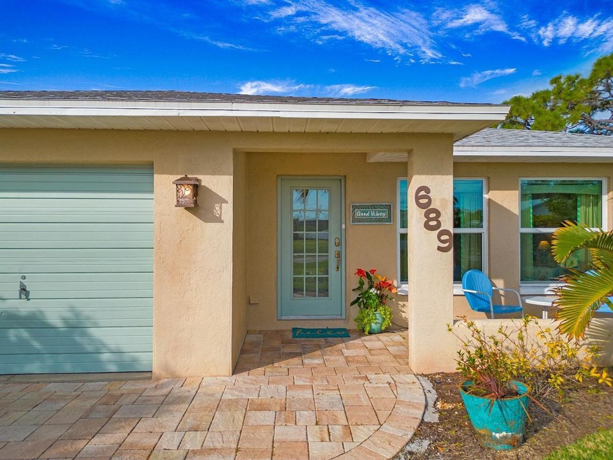 Holiday home Coastal Flair-walk To Beach-heated Pool-sleeps 8 *