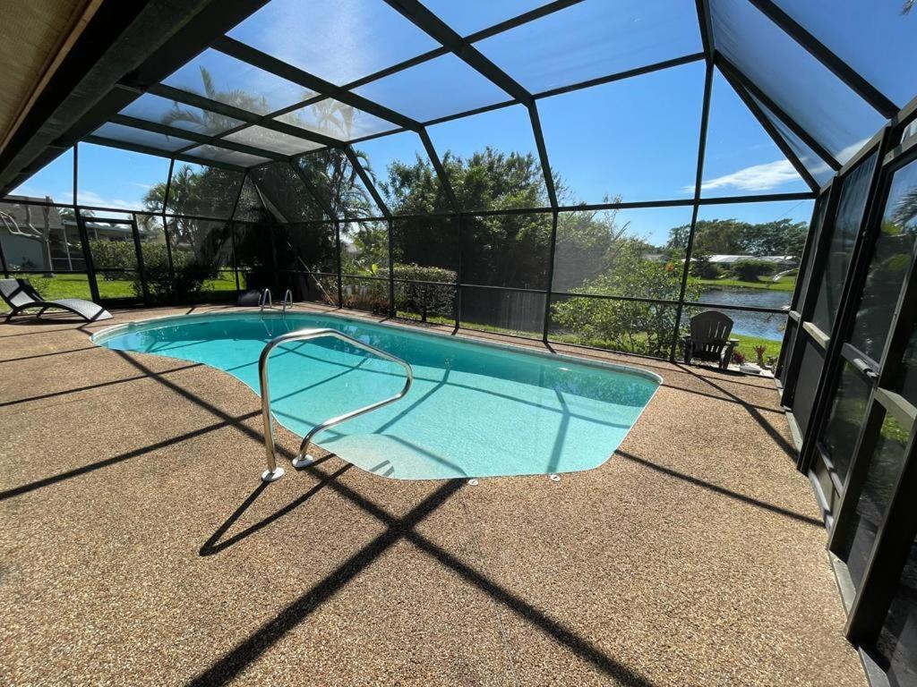 Holiday home Beautiful Pool Close To And 5th Avenue