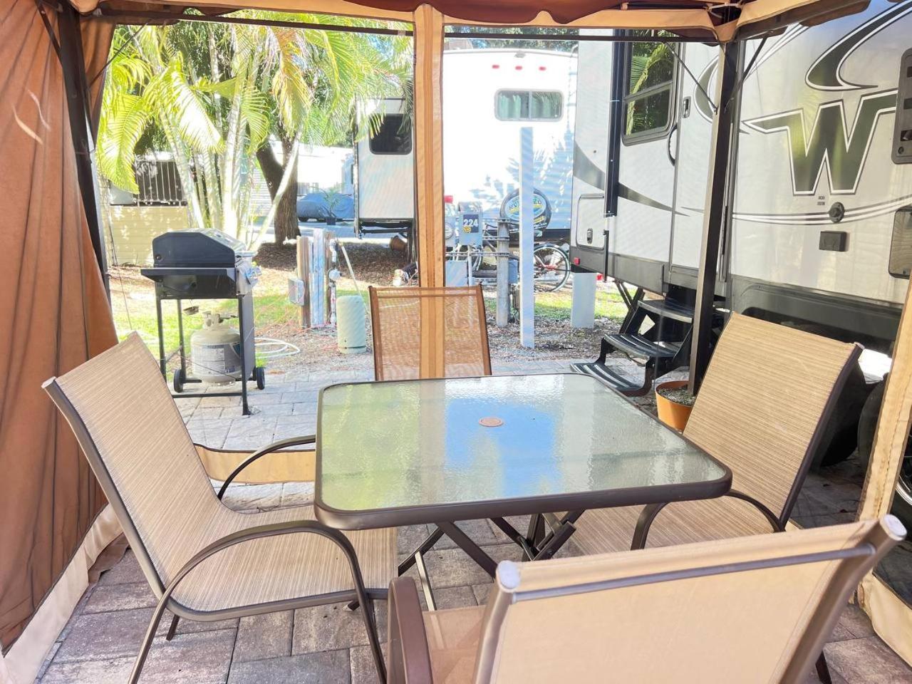 Campsite Social Distanсing Approved Nature Getaway! Naples