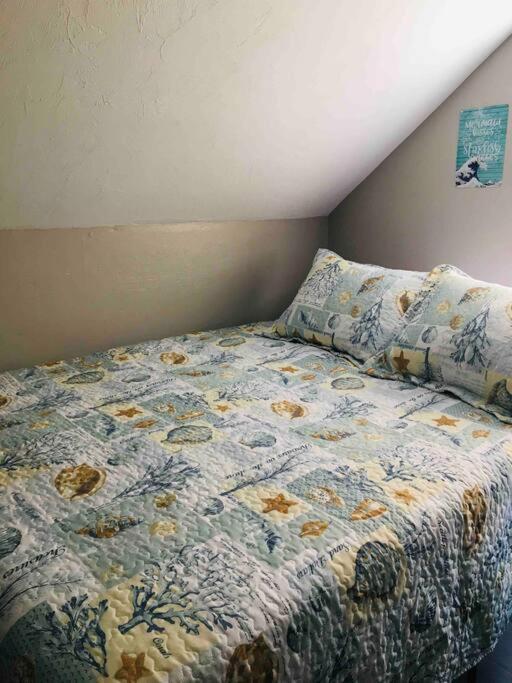 Sea La Vie Cozy On 500 Block, Walk To Only Half Mile Away, Sleeps 6 * Naples