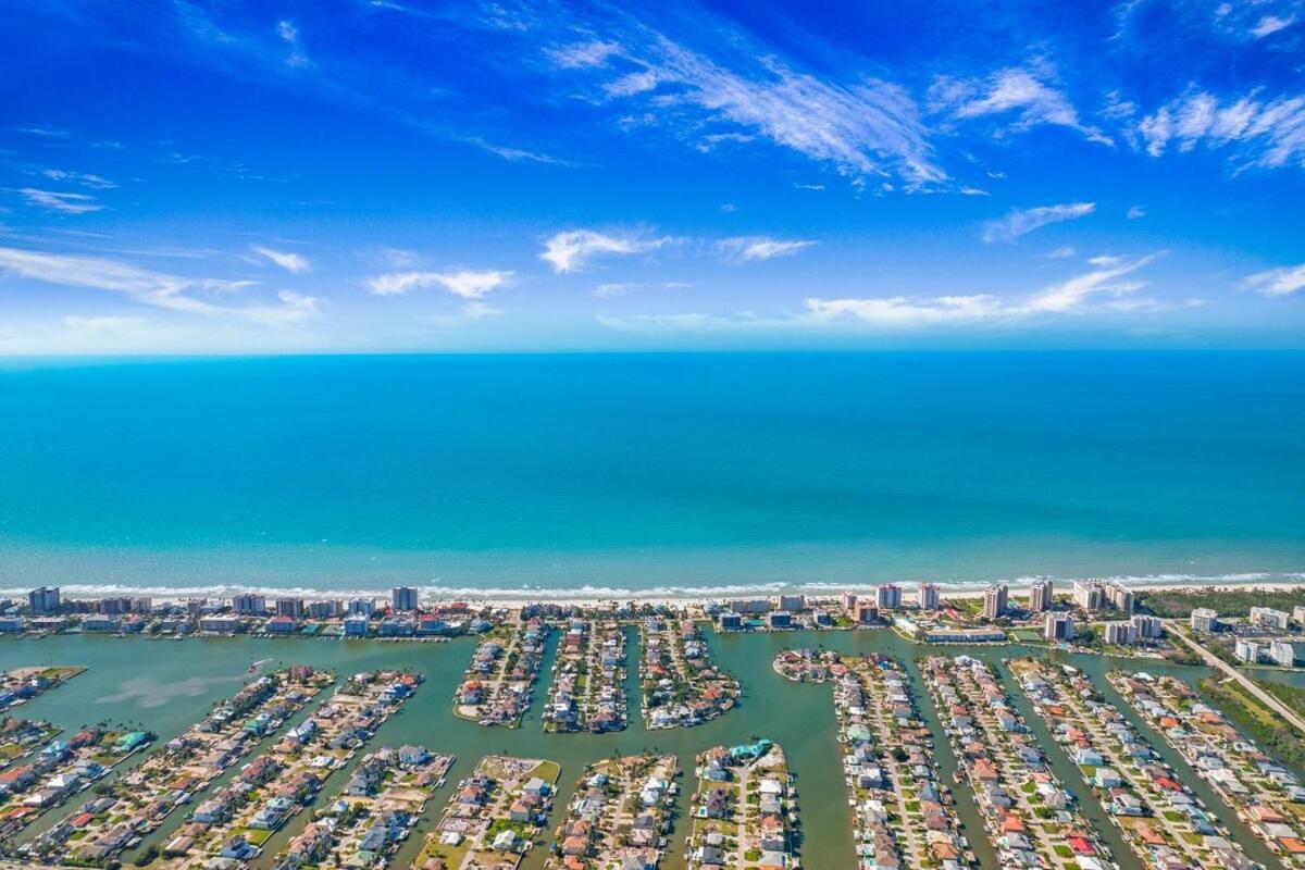 Ocean Bike Ride 2bed 2bath Sleeps 6 * Naples
