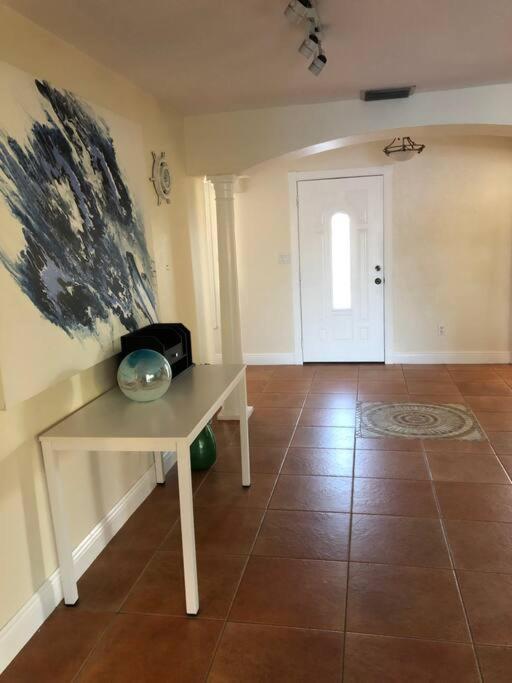 Single House With A Heated Pool In North Holiday home