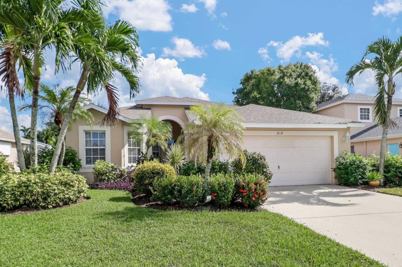 Sunshine Days Stunning Pool Home. Gated Community *