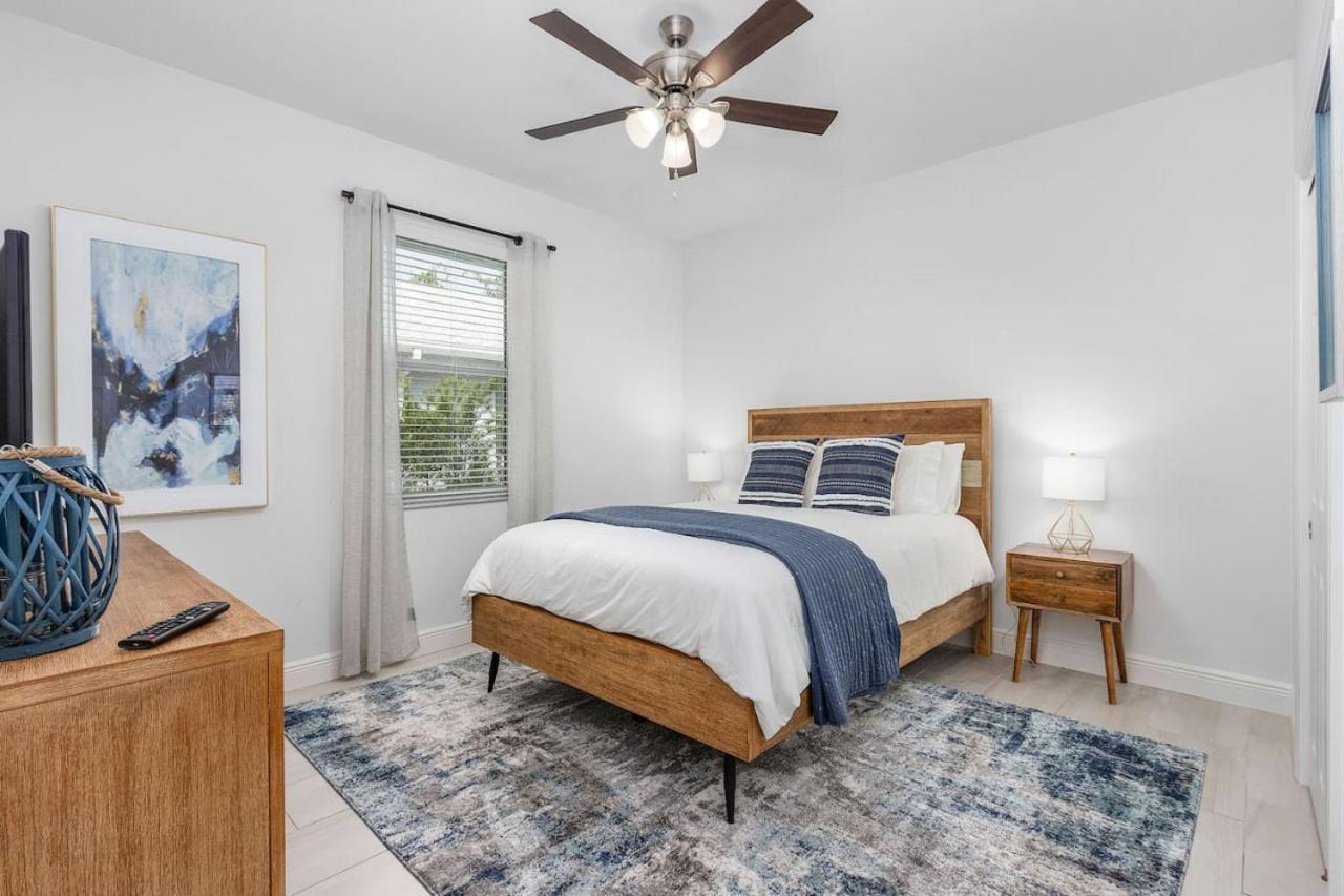 Sea Gem Retreat. Beach.wine.dine.relax.repeat Holiday home Naples