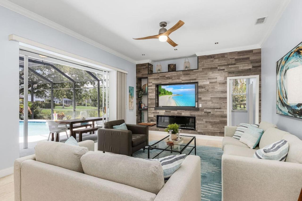 Holiday home Tropicana Luxury Pool Home. Gated Community