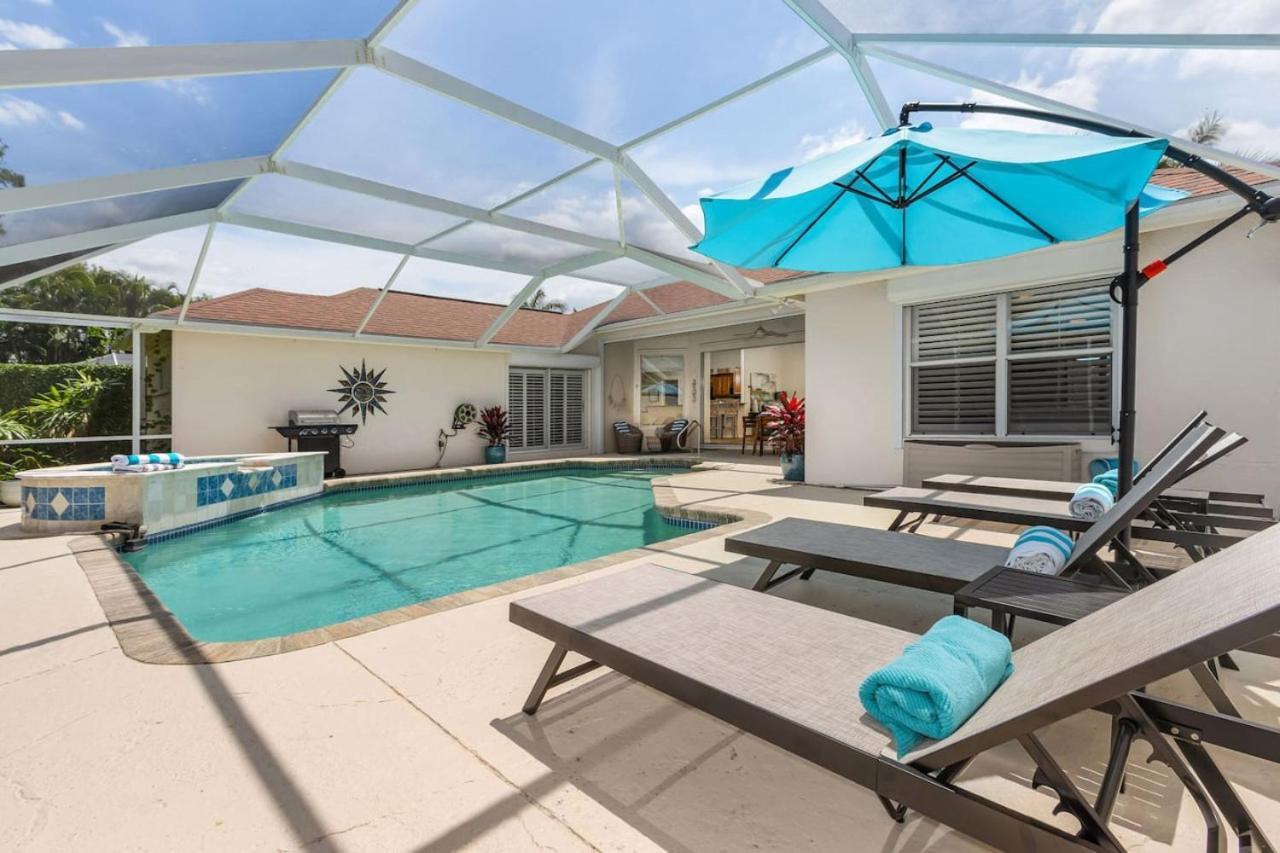 Villa Relaxation And Sunshine At Casa Del Sol Pool Naples