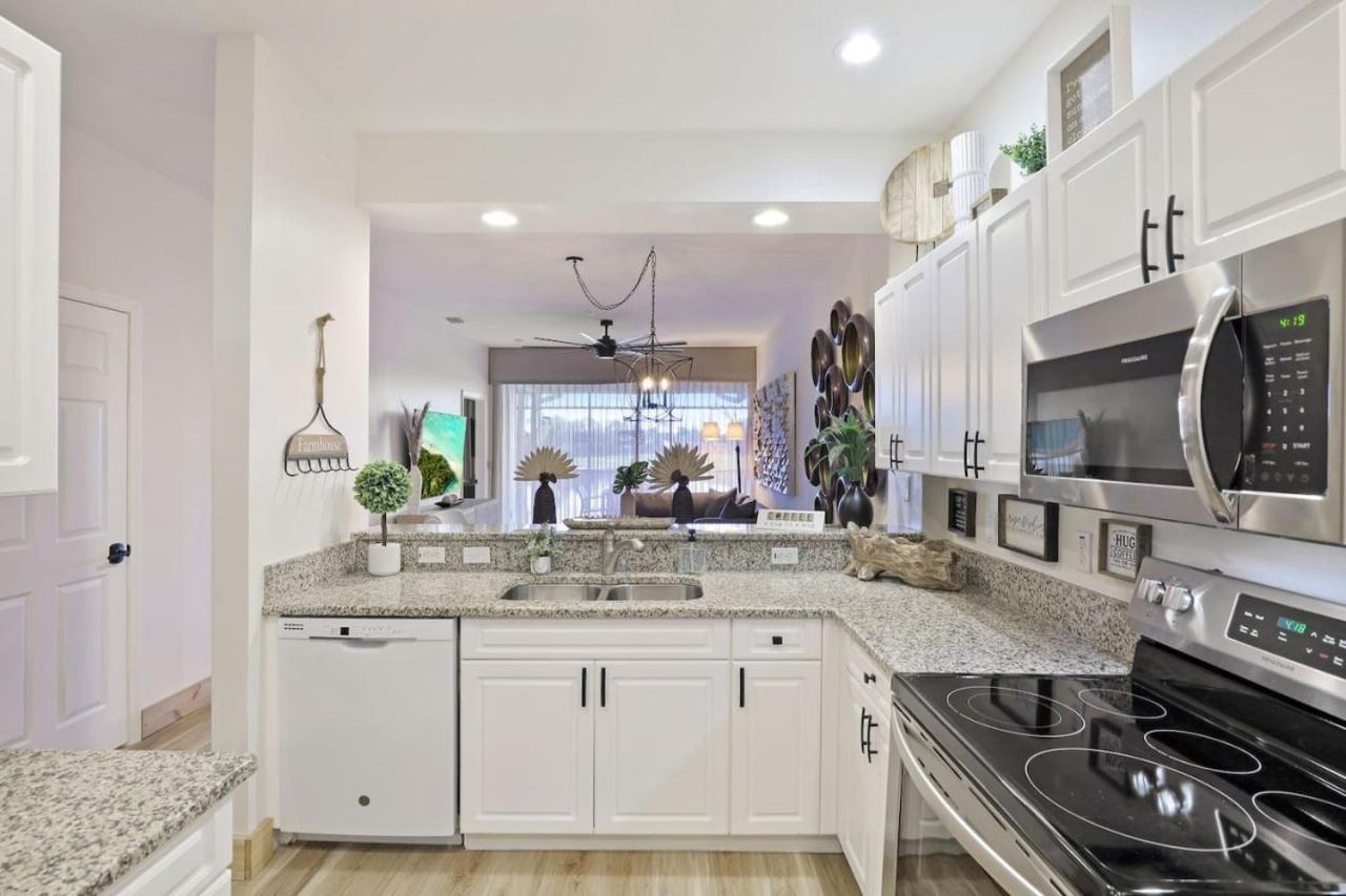 Apartment Luxury 3bd 2b At Lely Golf And Cc *