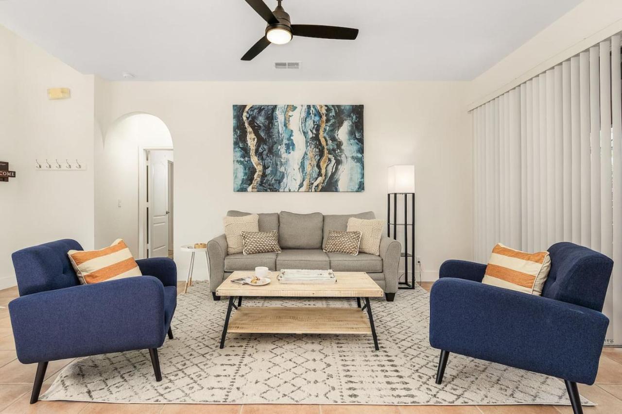 Lakeview Lovely Pool In Gated Community Holiday home Naples