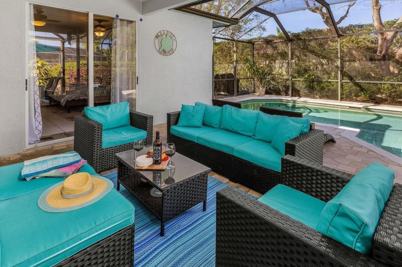 5 Star Florida Living. Stylish And Tranquil Pool * Naples