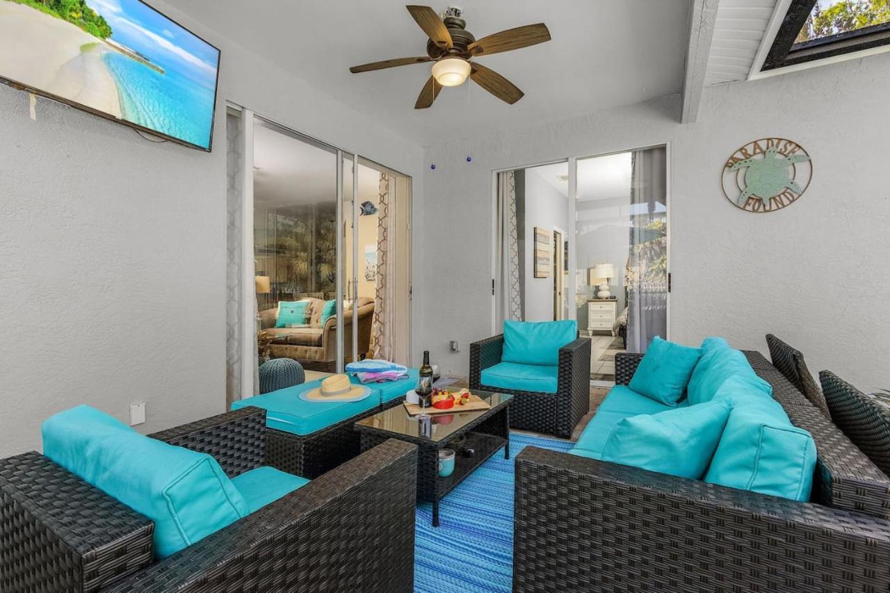 5 Star Florida Living. Stylish And Tranquil Pool Naples