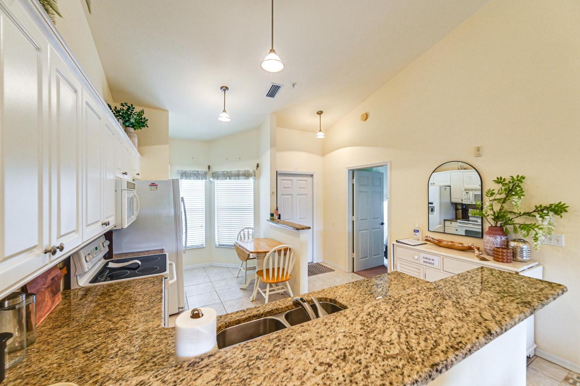 10 Mi To Pool And Hot Tub Access Naples