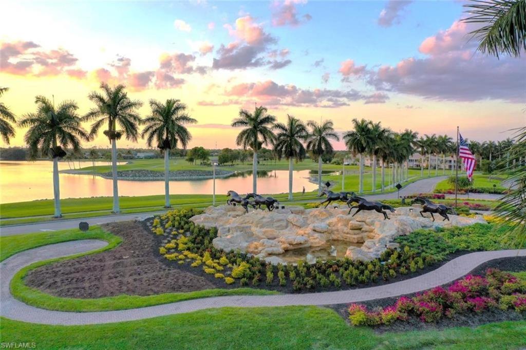 Apartment Spacious 2 Bedroom Lely Fl Naples