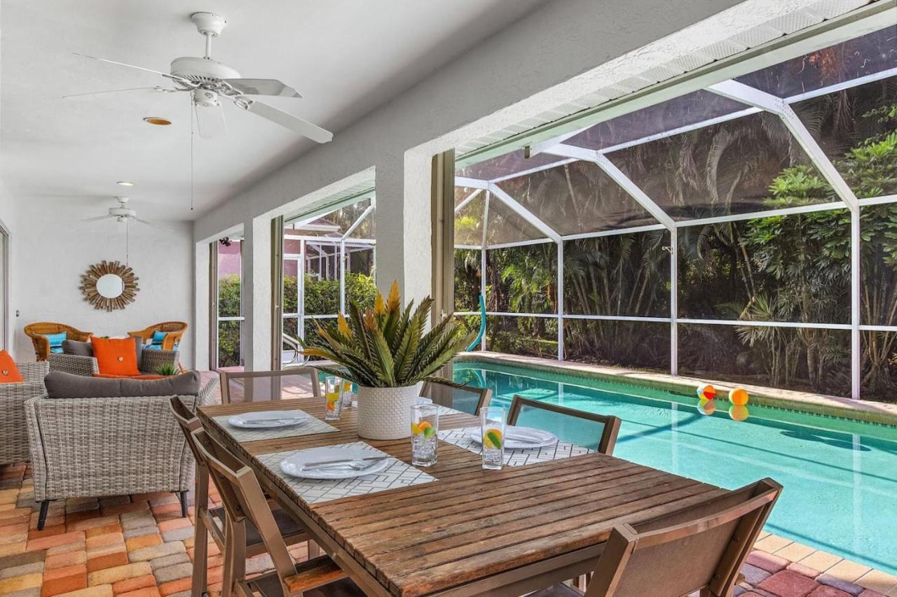 Spacious 3 Bed 3 Bath Pool In Holiday home