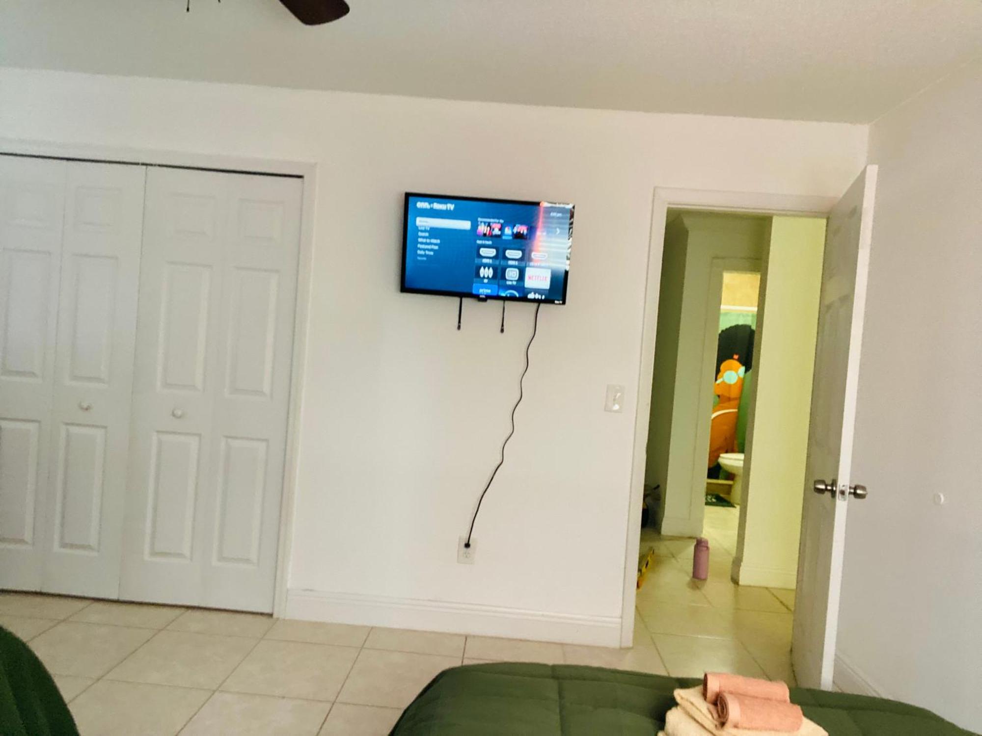 Getaway, Pool, Gazebo & Outdoor Grill Holiday home Naples
