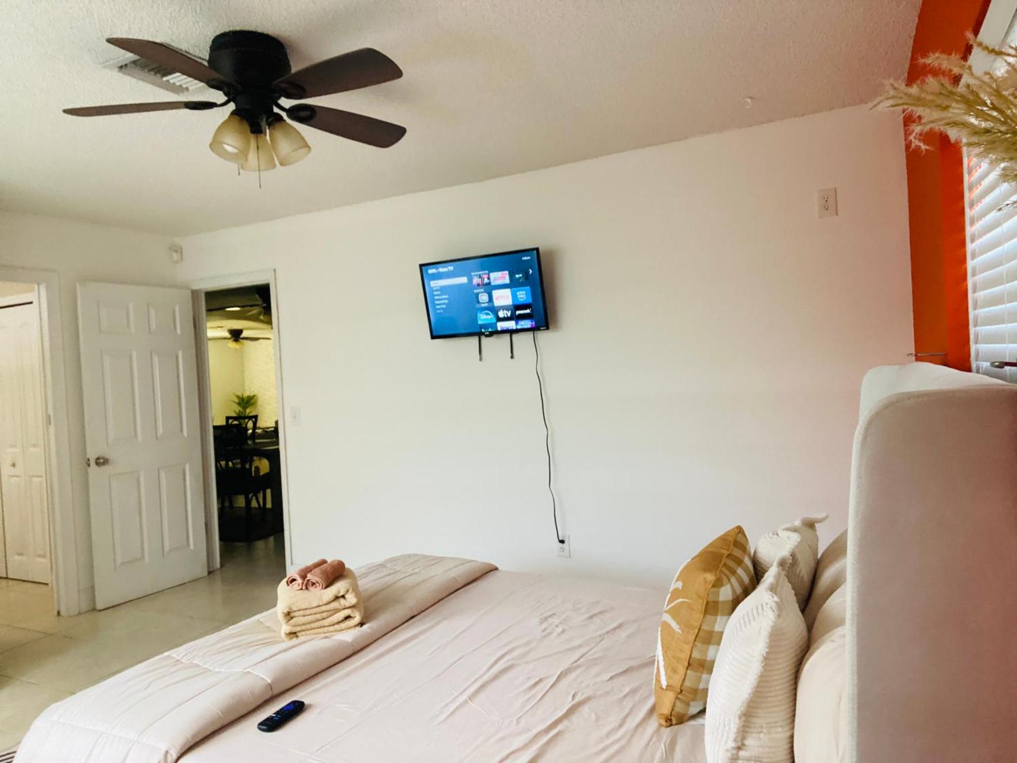 Getaway, Pool, Gazebo & Outdoor Grill Holiday home *