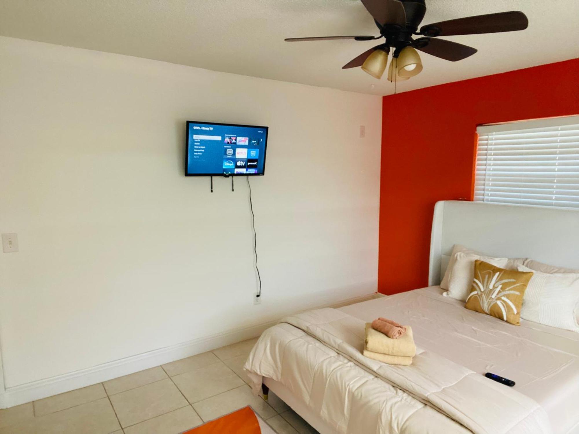Getaway, Pool, Gazebo & Outdoor Grill Holiday home *