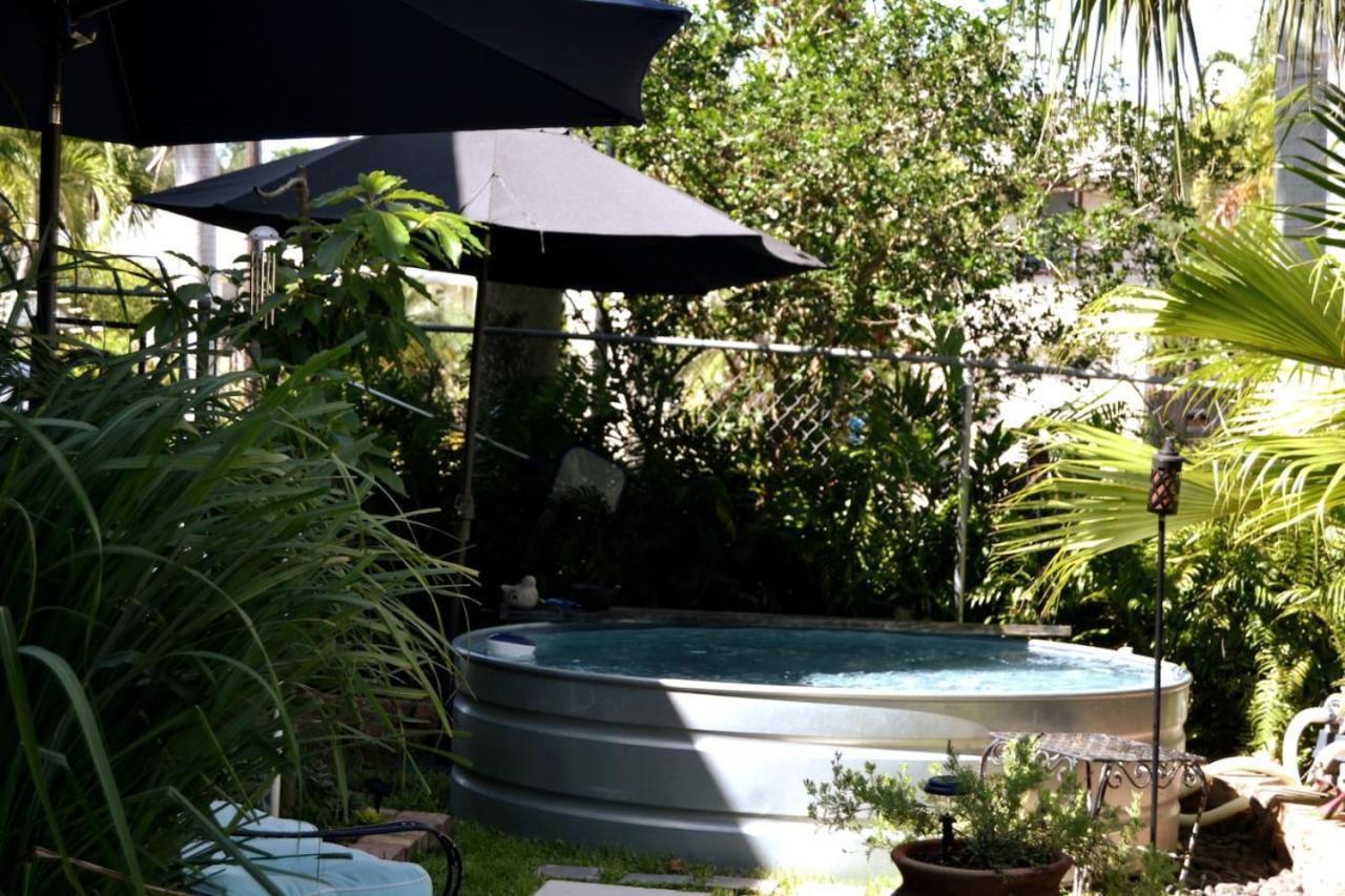 Modern Loft Just Minutes To Naples