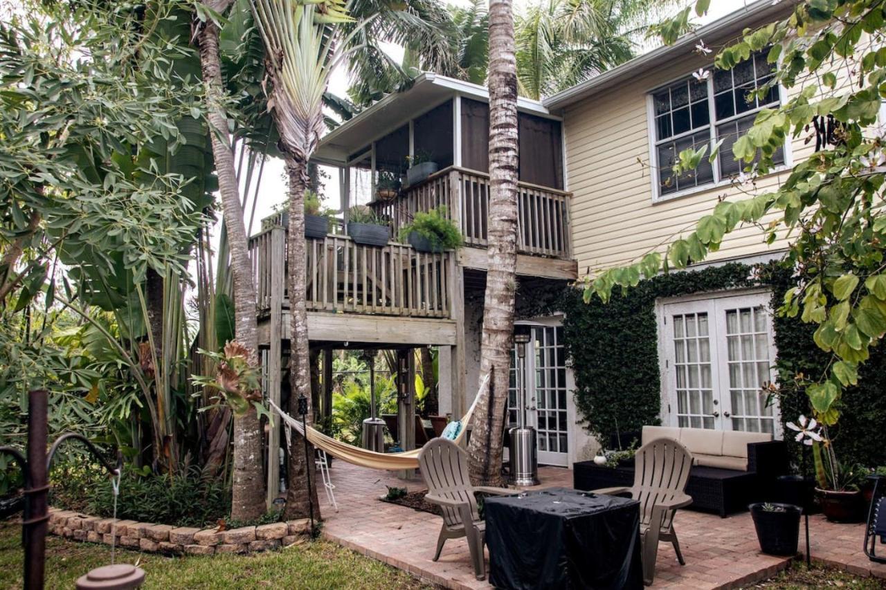 Modern Loft Just Minutes To Naples