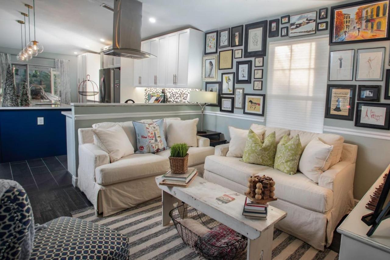 Modern Loft Just Minutes To