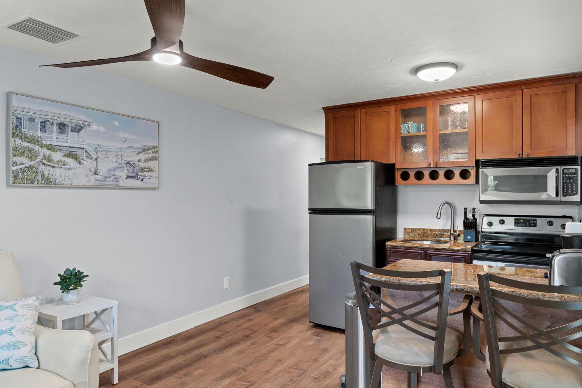 2 Bed 2 Bath Modern