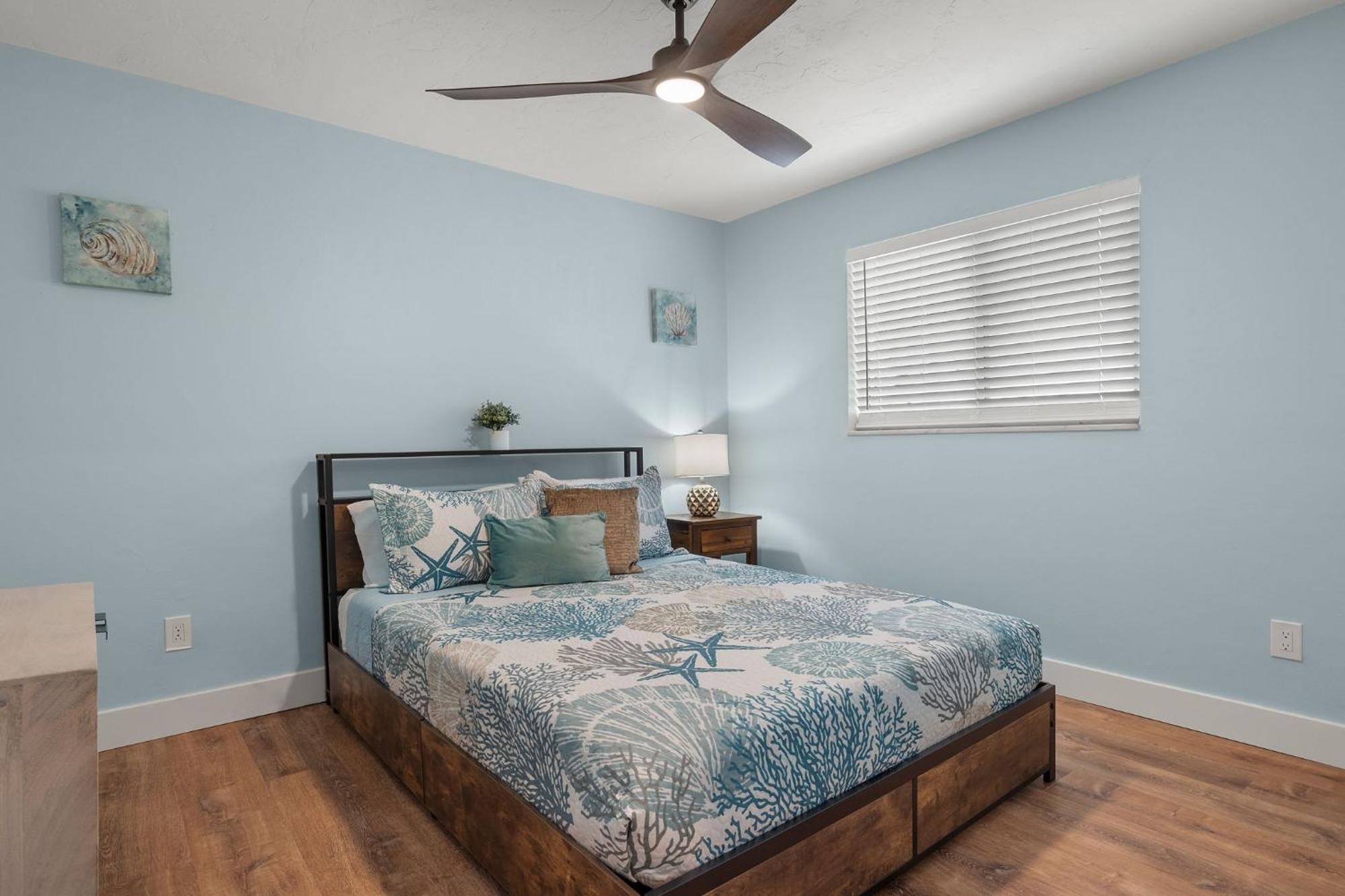2 Bed 2 Bath Modern Holiday home Naples