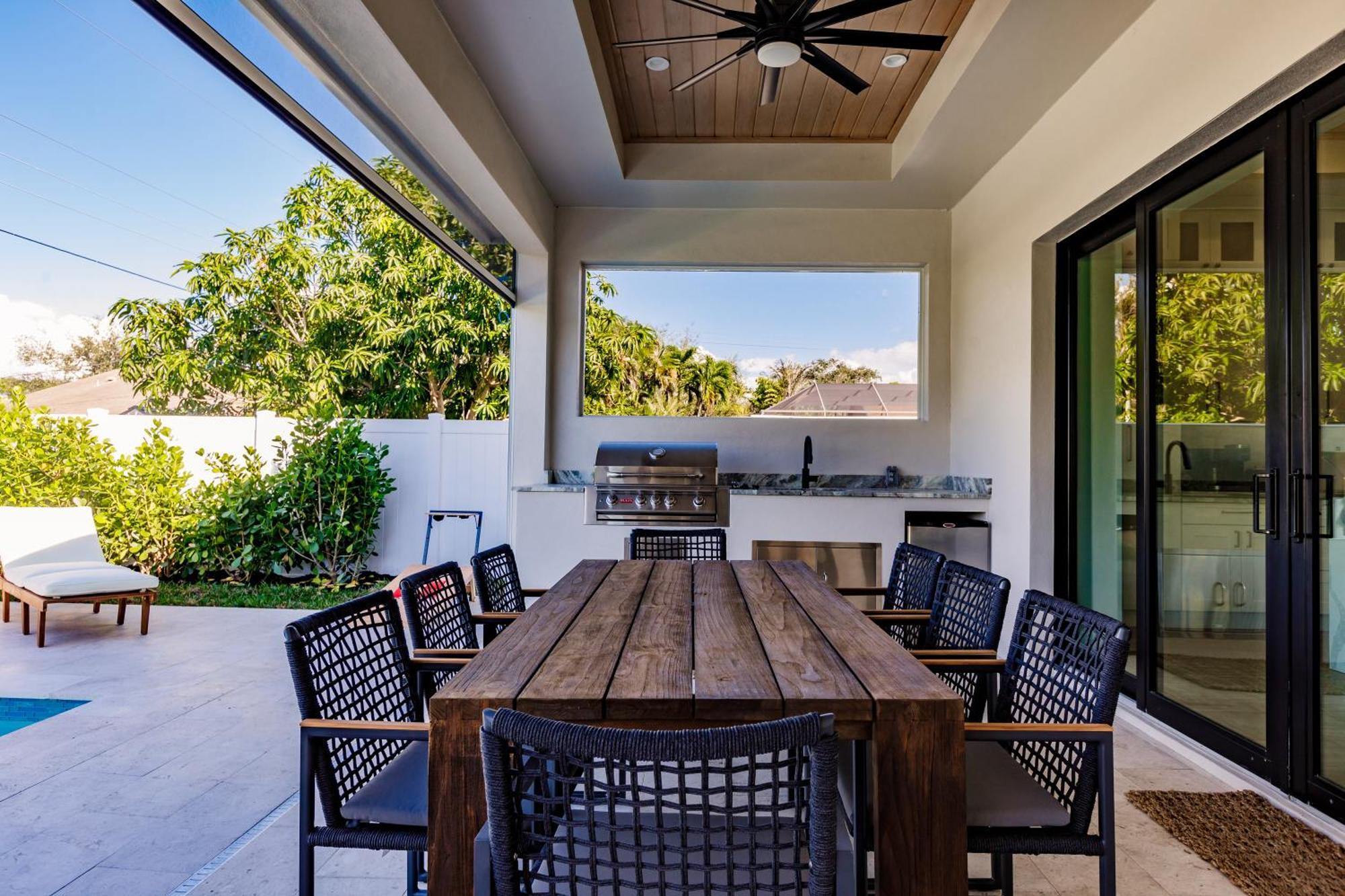 Luxe Coastal Getaway Vanderbilt