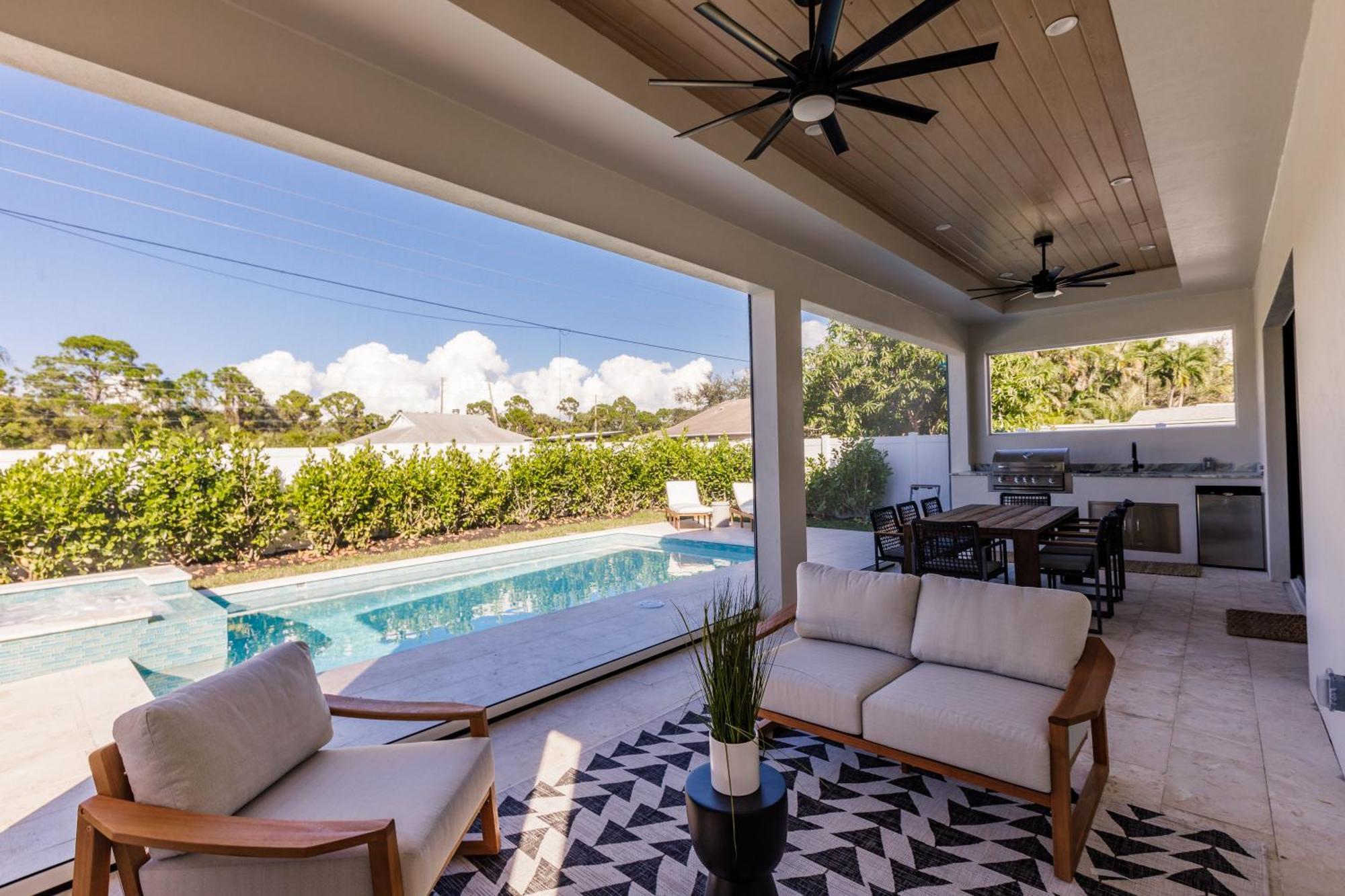 Holiday home Luxe Coastal Getaway Vanderbilt Naples