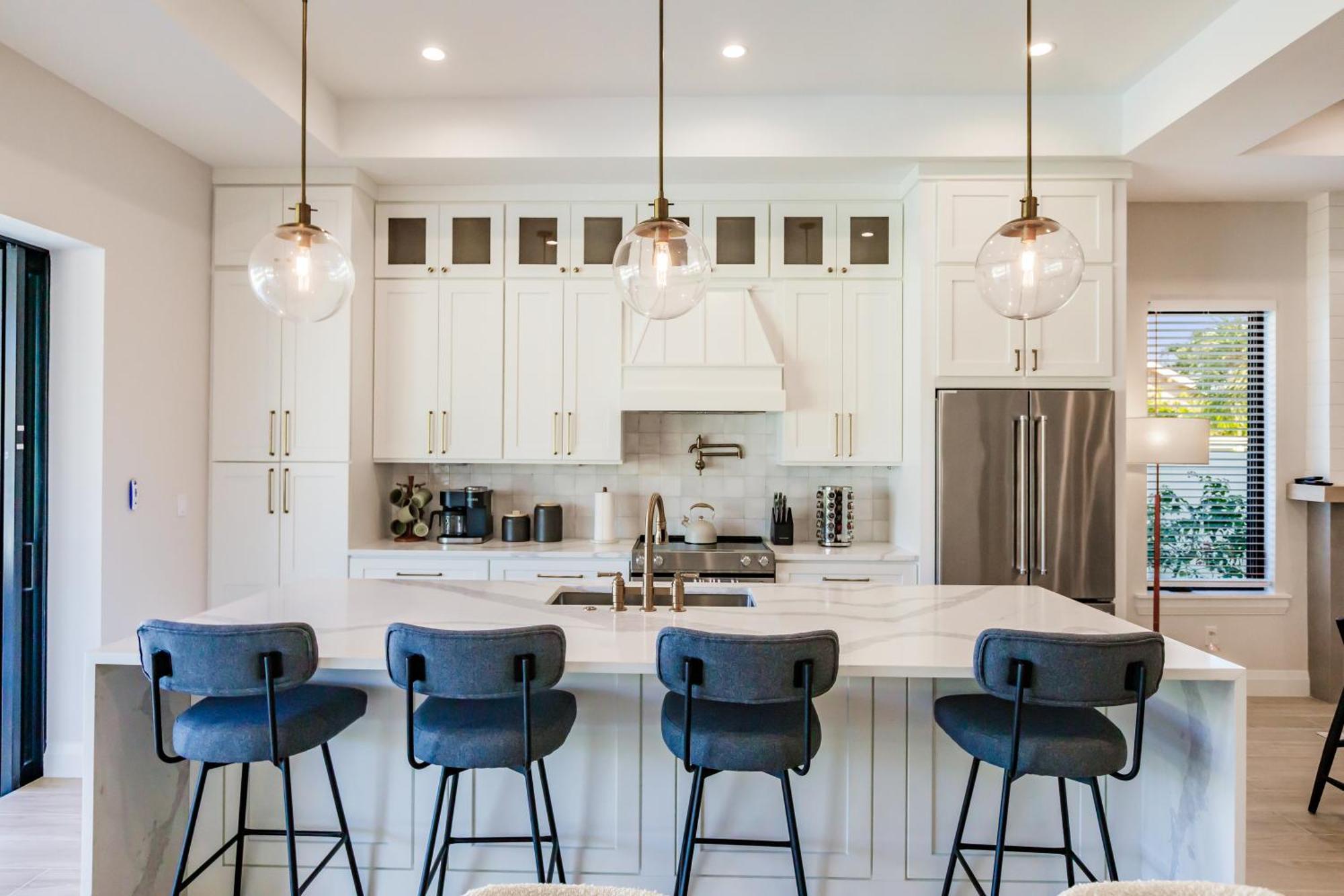 Luxe Coastal Getaway Vanderbilt Holiday home
