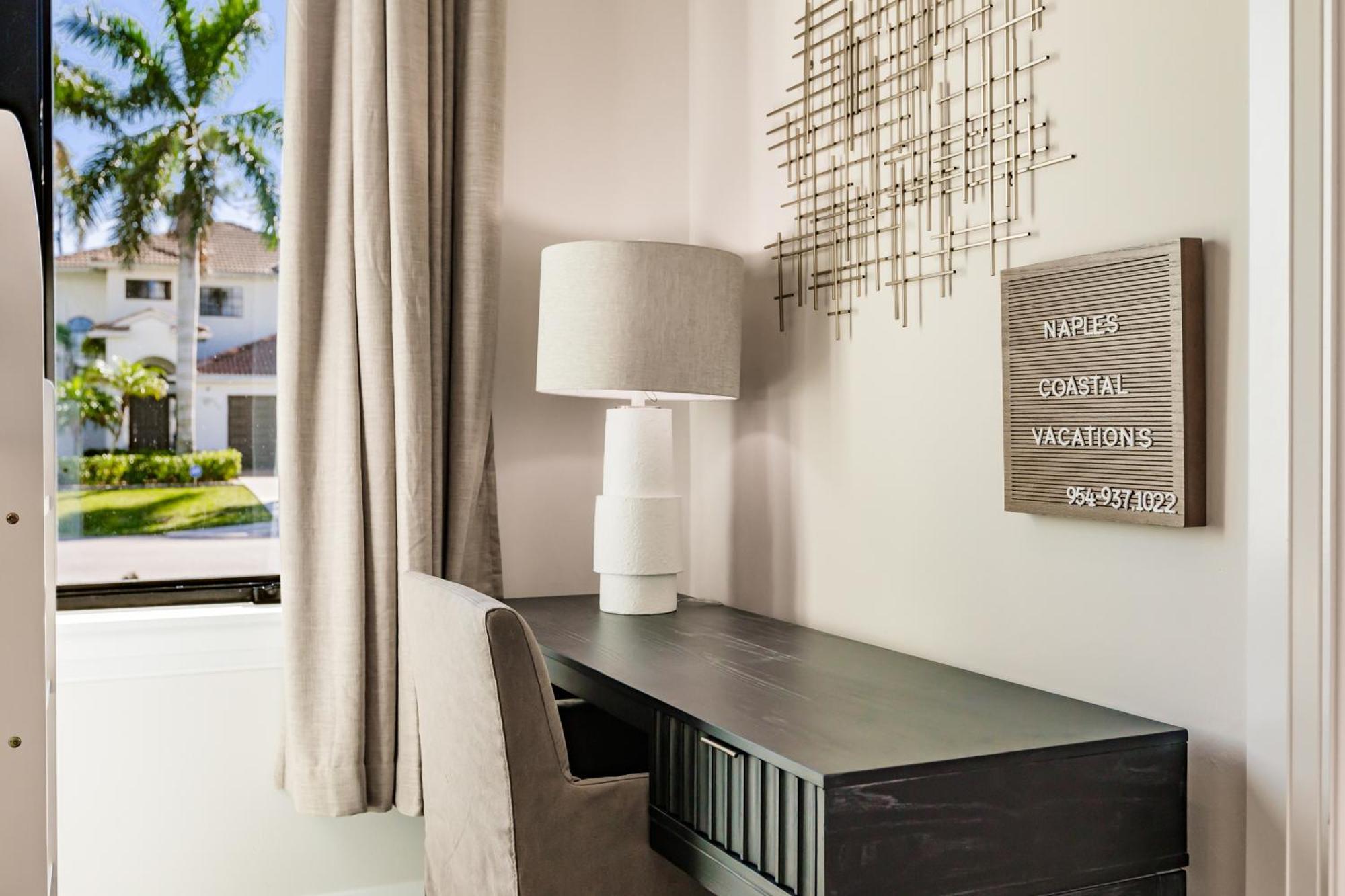 Luxe Coastal Getaway Vanderbilt Holiday home *