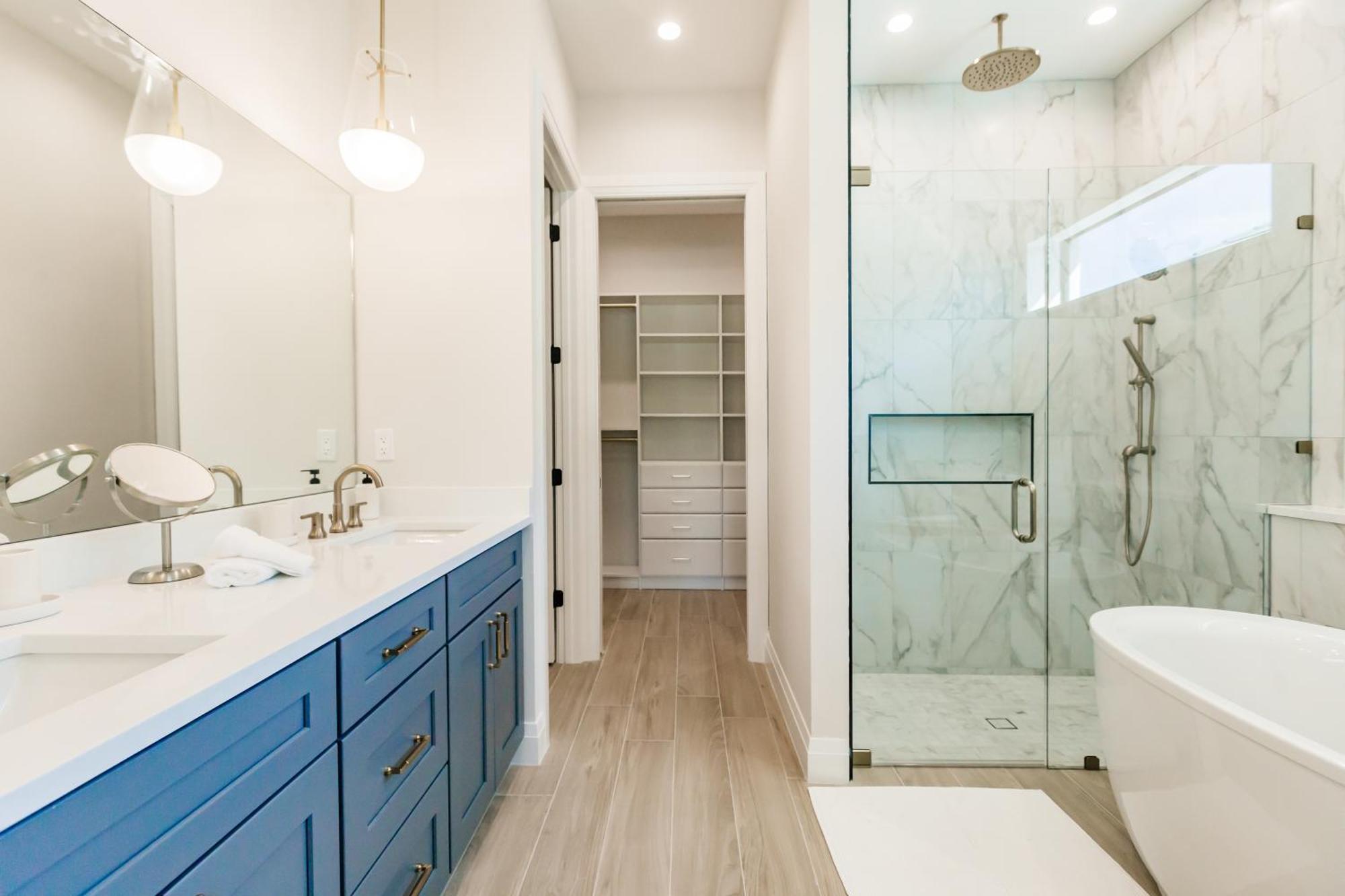 Luxe Coastal Getaway Vanderbilt