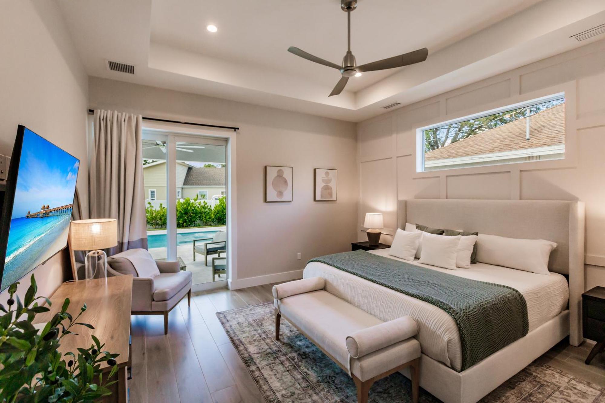 Modern Luxury Coastal Bikinis & Martinis Holiday home