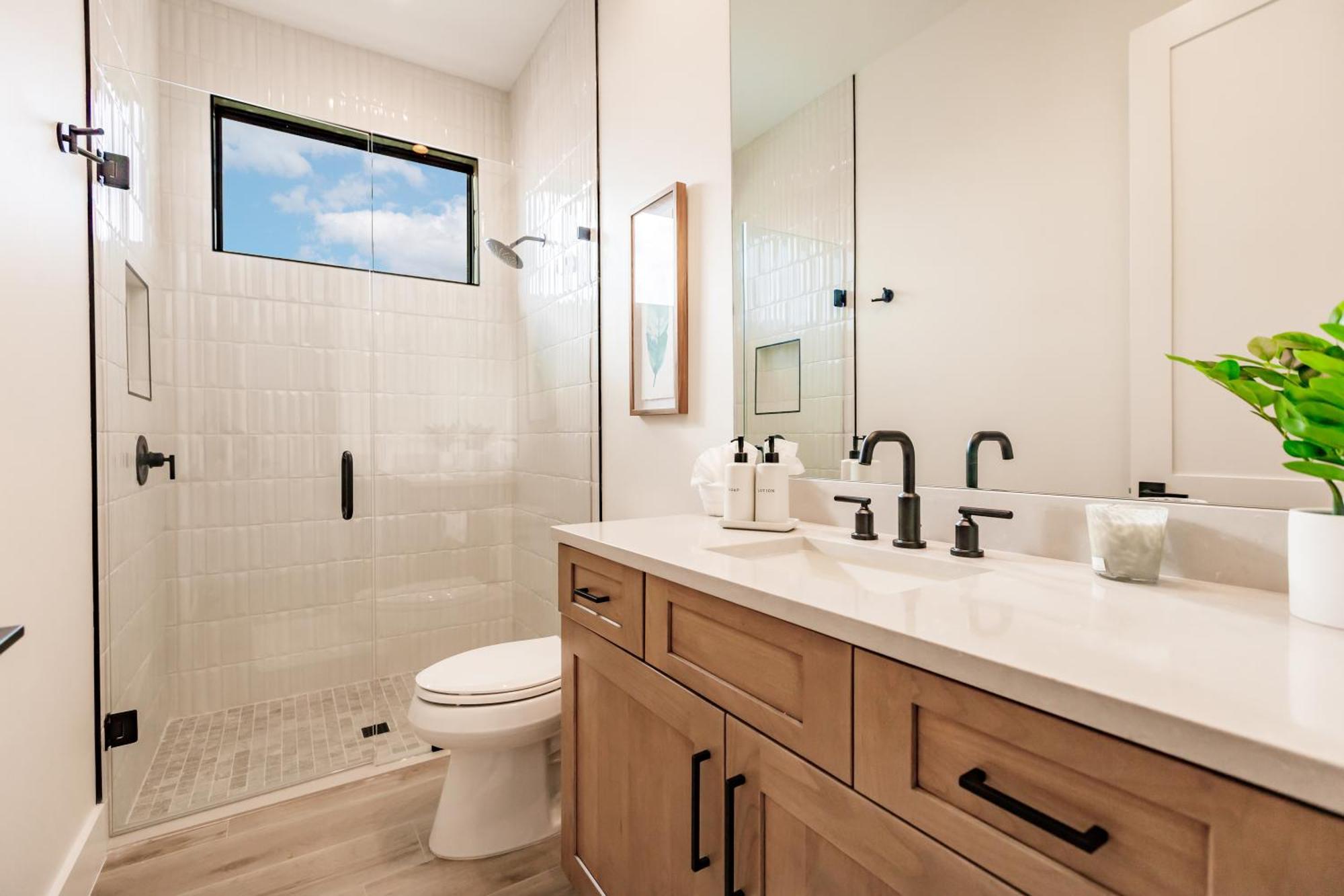 Holiday home Coastal Elegance Dual Master Bedroom Retreat 3-3 Naples