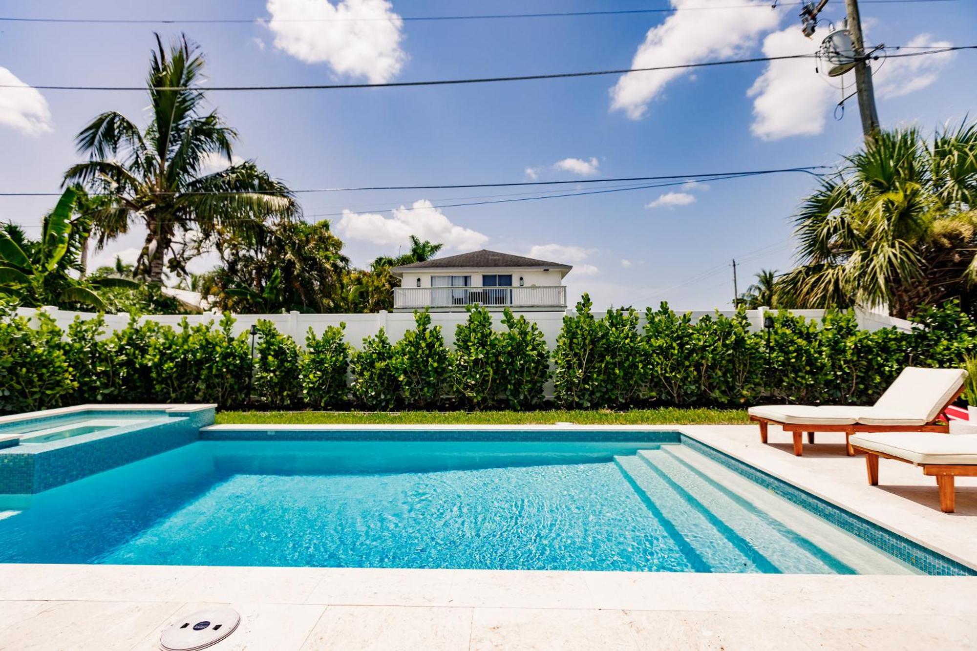 Luxury Orange Blossom Oasis 4-3 Tiki Bar Naples