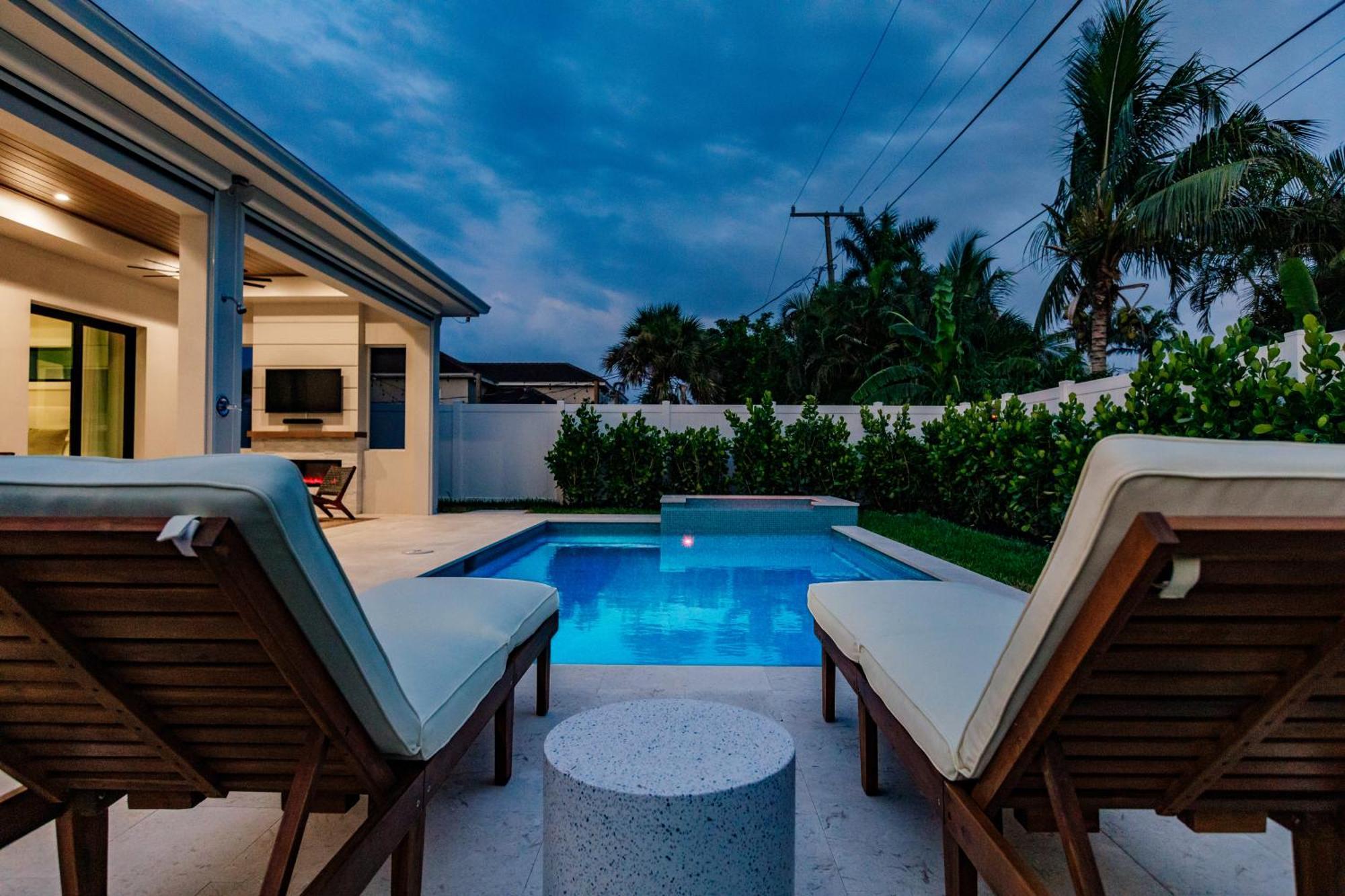 Holiday home Luxury Orange Blossom Oasis 4-3 Tiki Bar