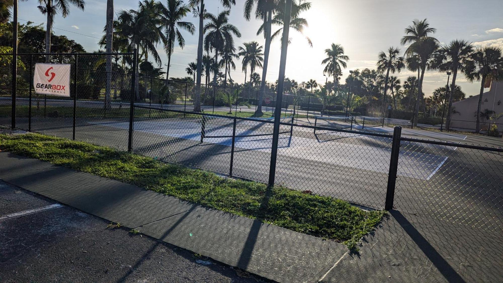Marina Paradise Naples