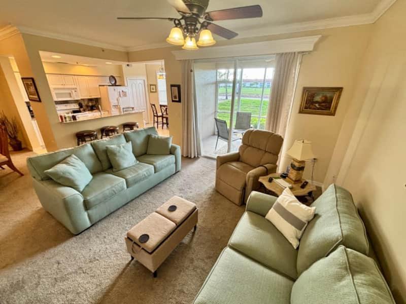 Apartment Private Golf Course Condo, Club Membership Available! *