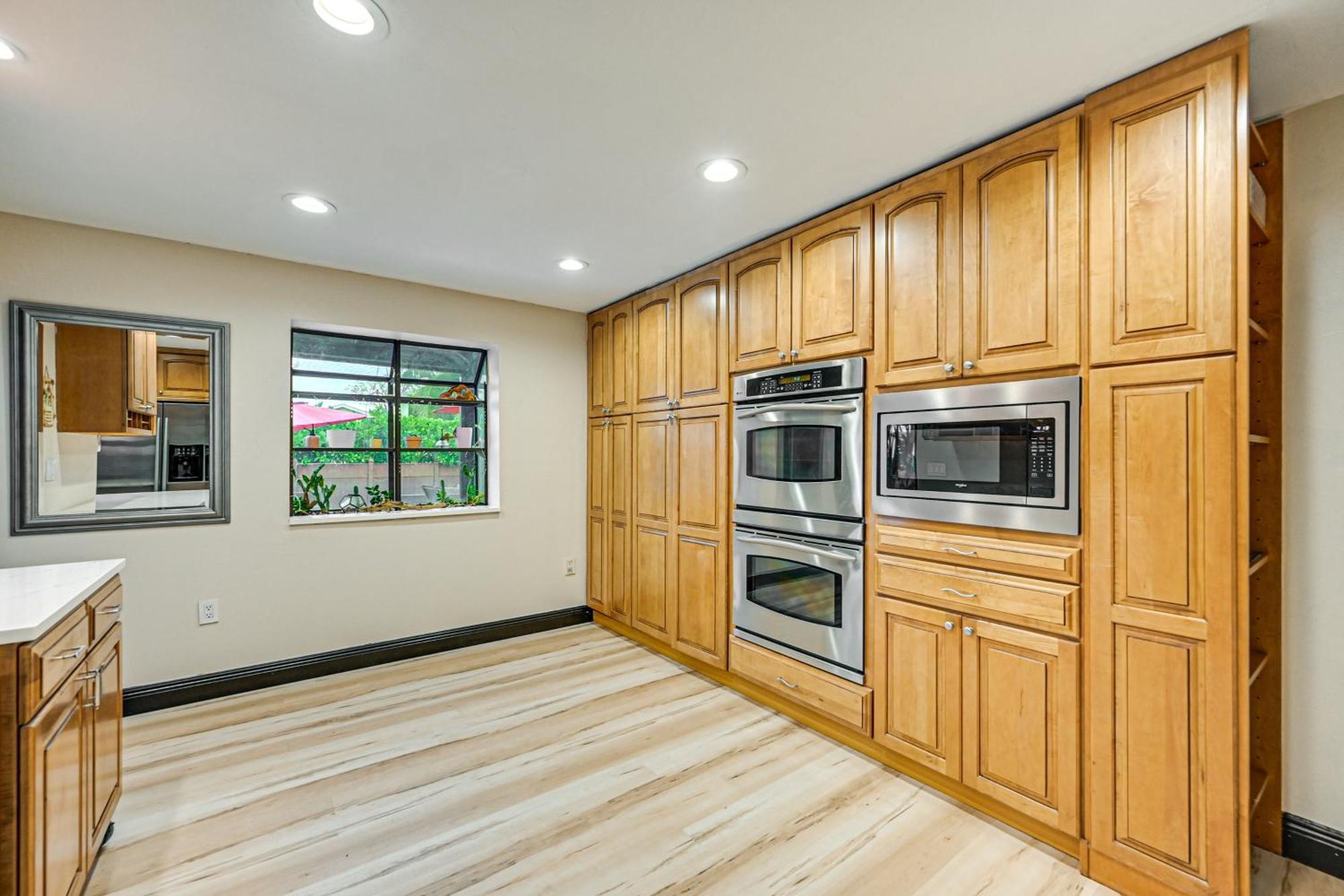 Holiday home With Outdoor Kitchen And Private Pool!