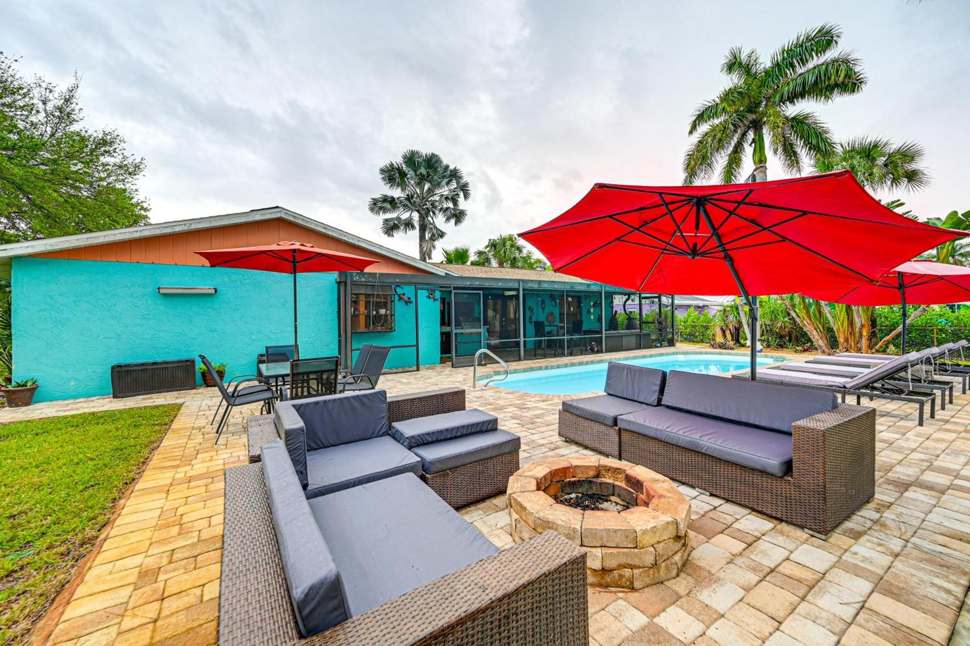 Holiday home With Outdoor Kitchen And Private Pool! *