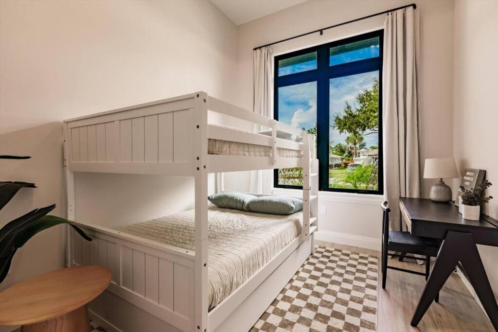 Paradise Cove Luxury *