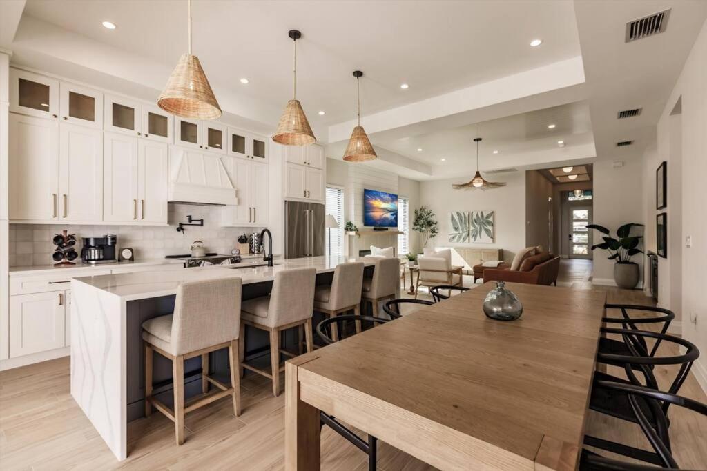 Paradise Cove Luxury Holiday home Naples