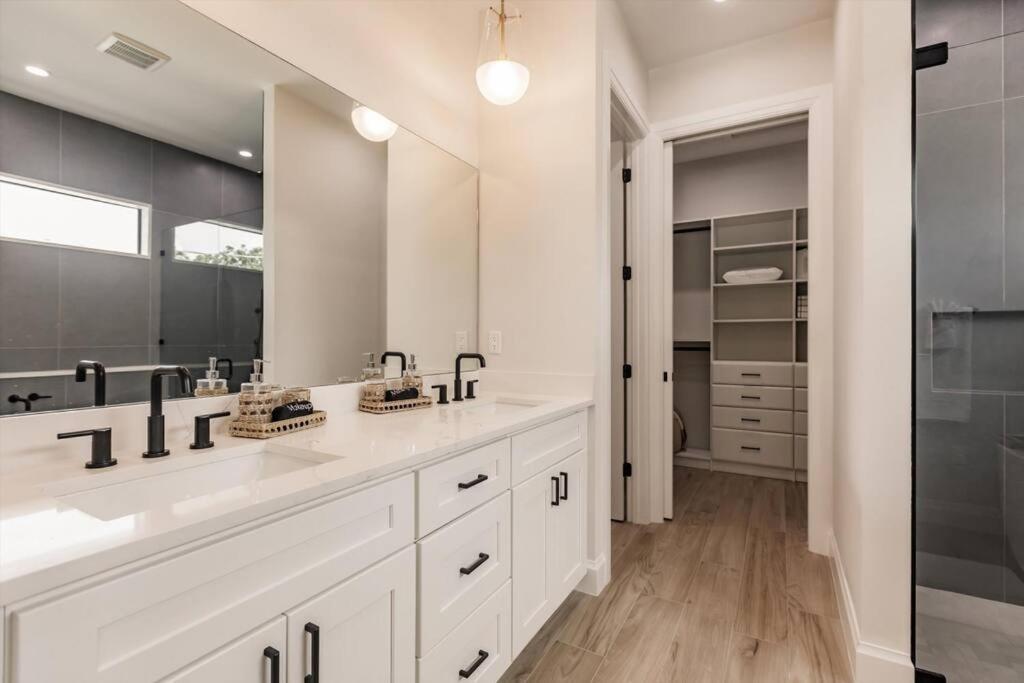 Paradise Cove Luxury * Naples