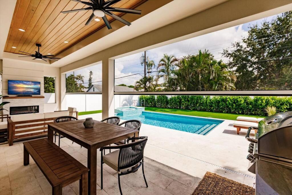 Paradise Cove Luxury