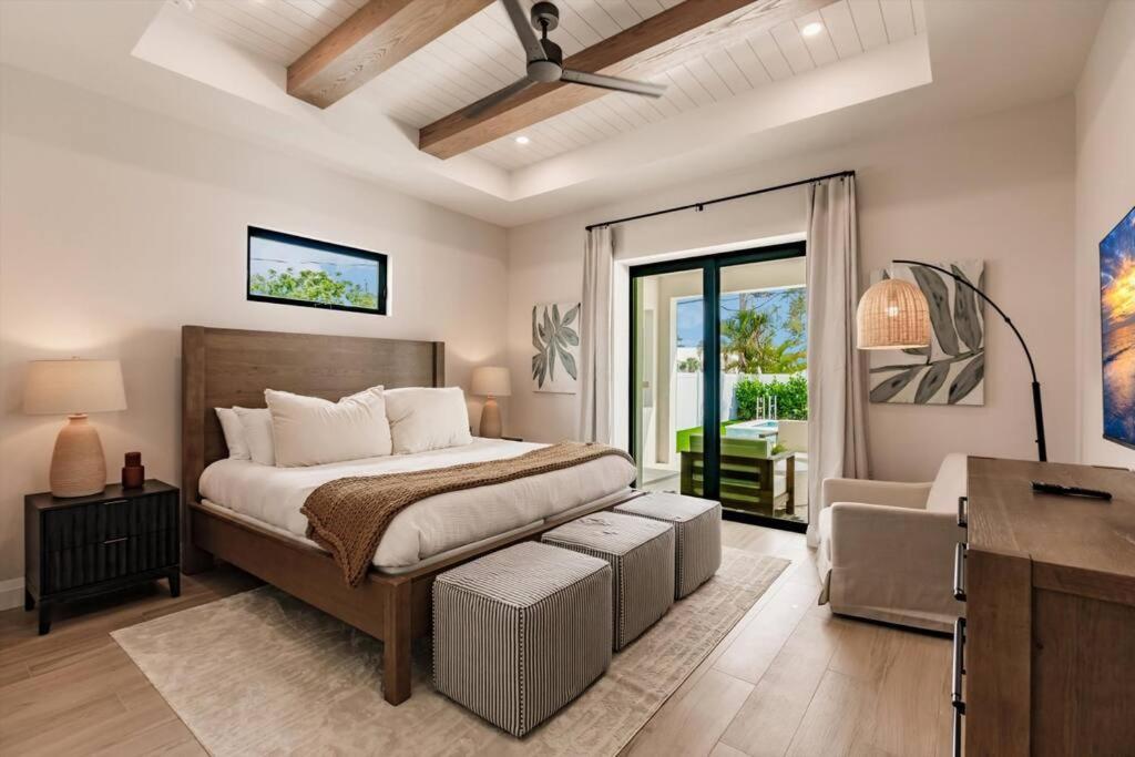 Paradise Cove Luxury Holiday home Naples