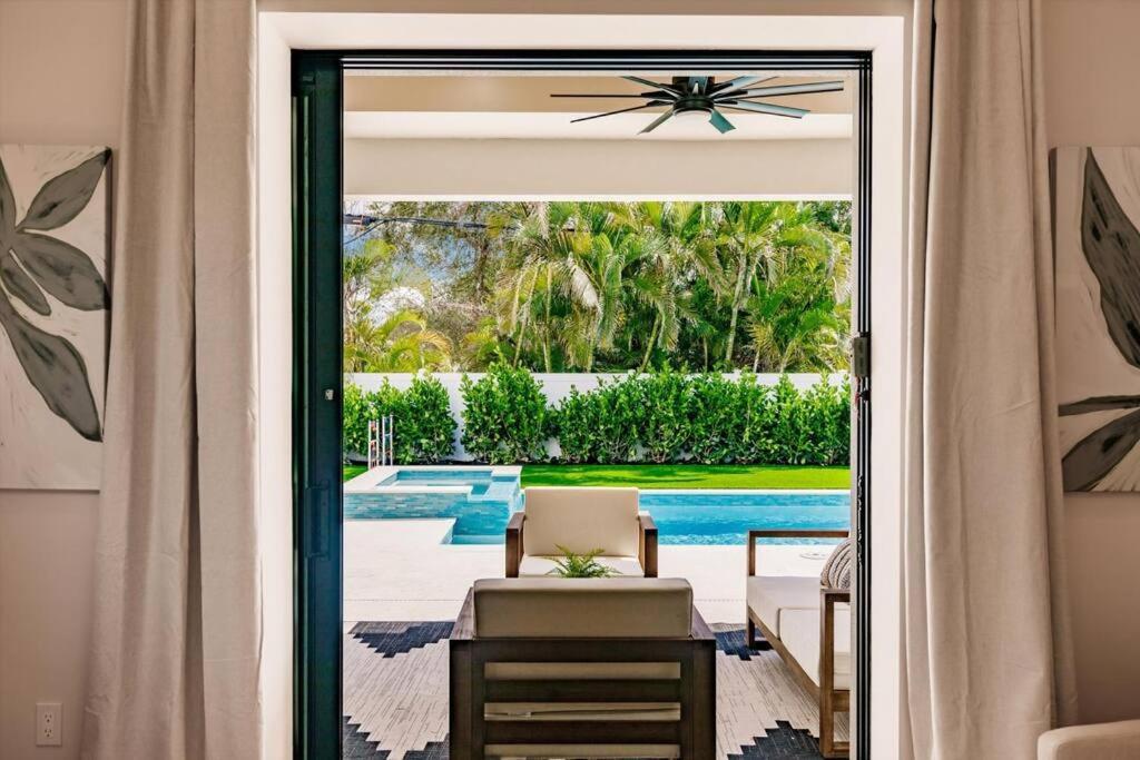 Paradise Cove Luxury * Naples