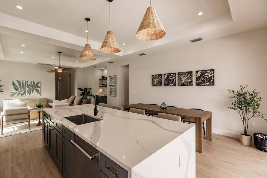 Paradise Cove Luxury Holiday home