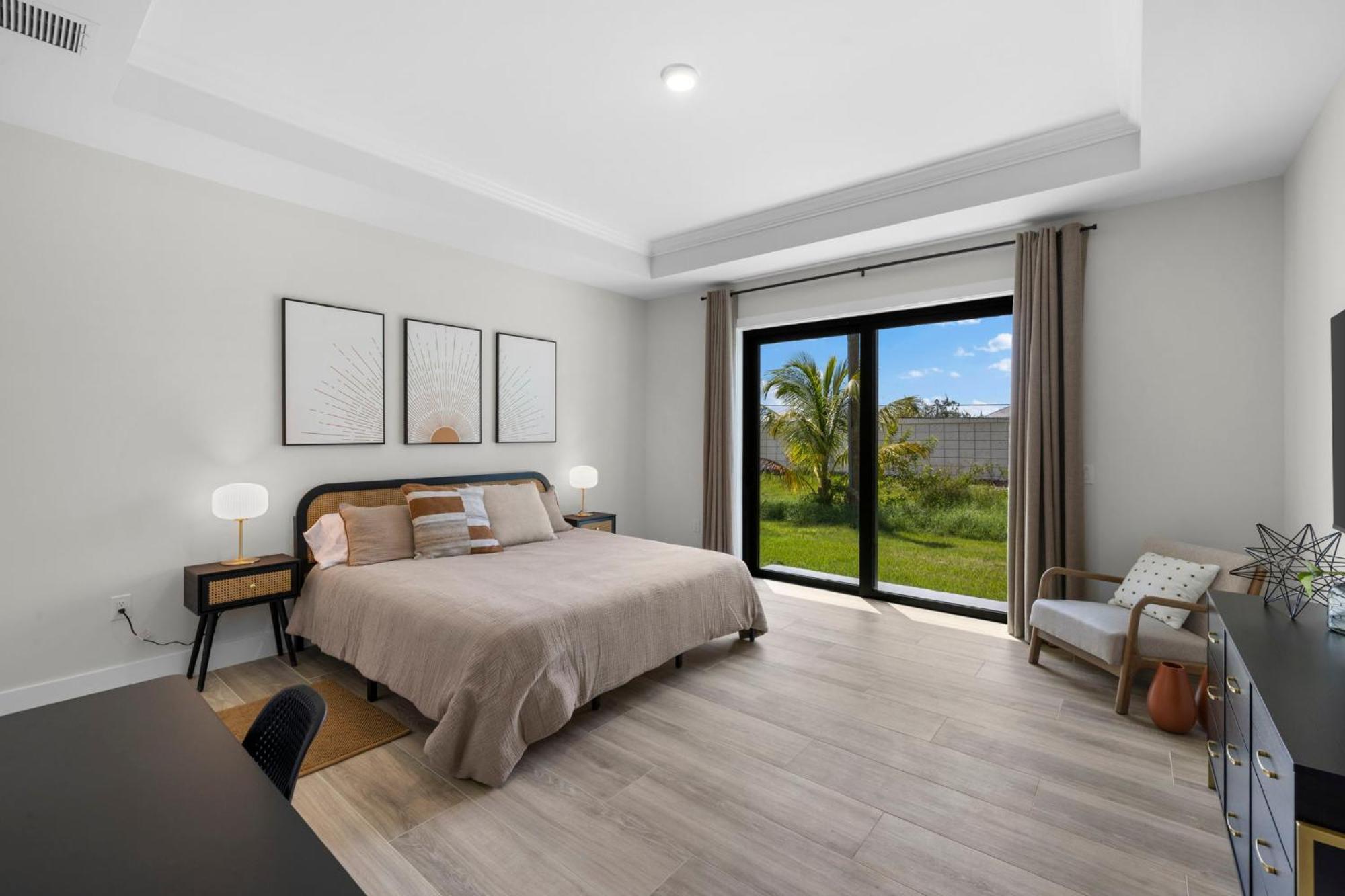 Stunning Escape Near And Pickleball Courts