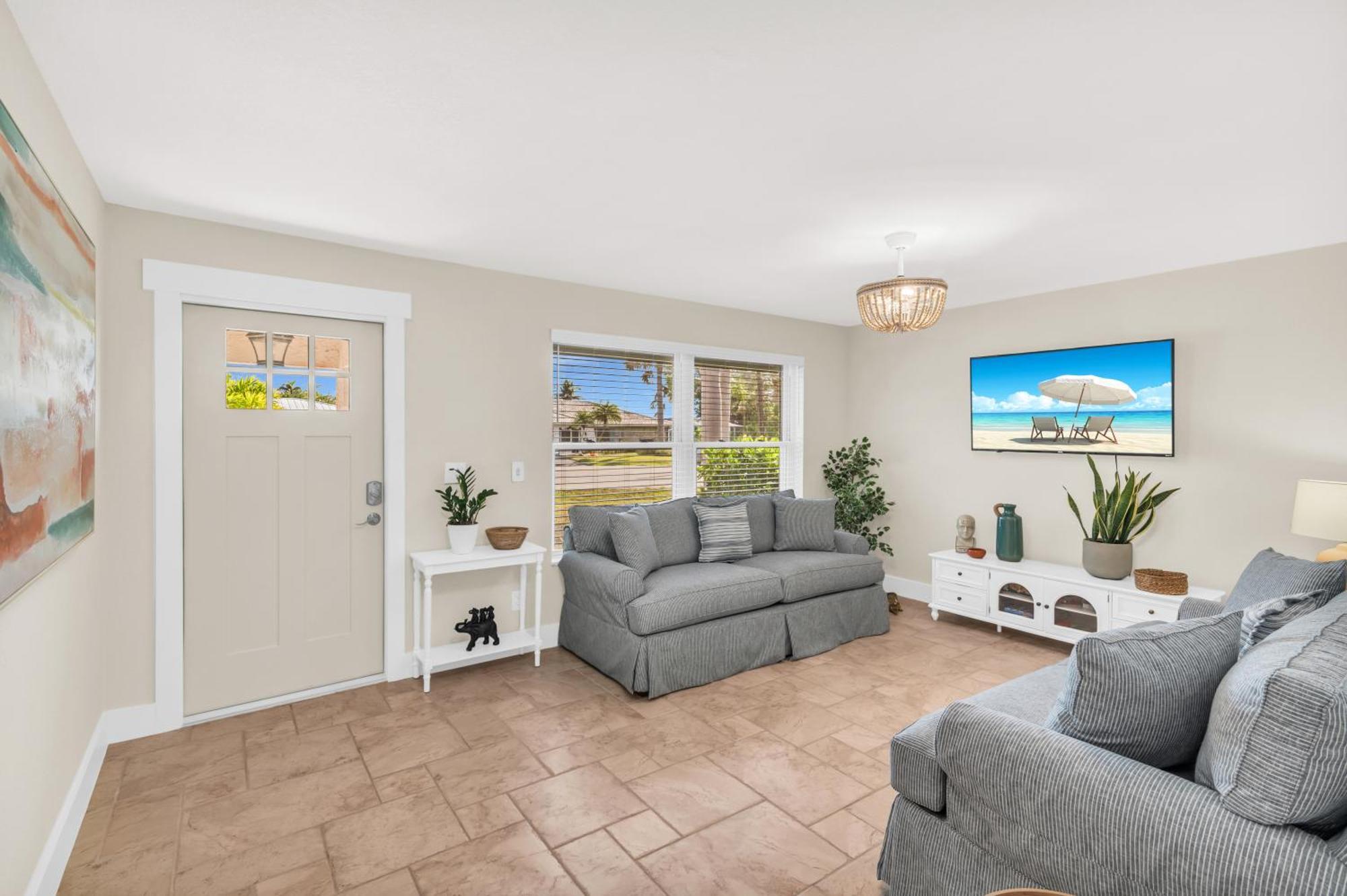 Dreamers Hideaway I Waterfront I Direct Access Holiday home
